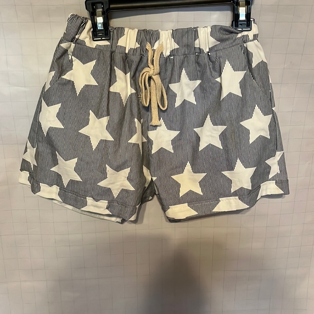 Star Shorts